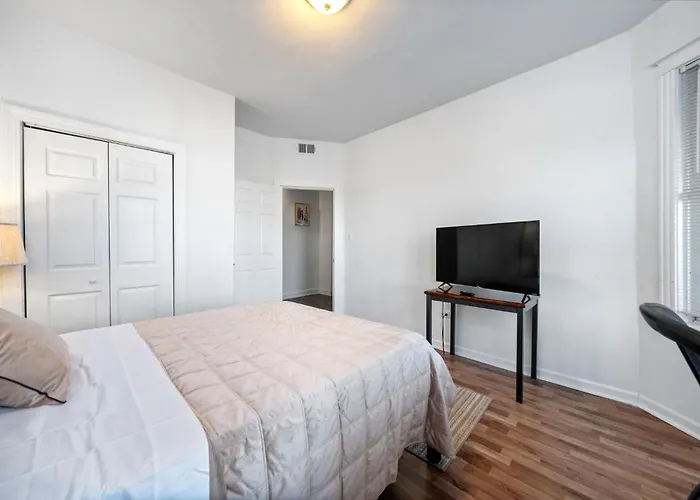 Apartment Cozy Woodlawn Retreat 2 Chicago