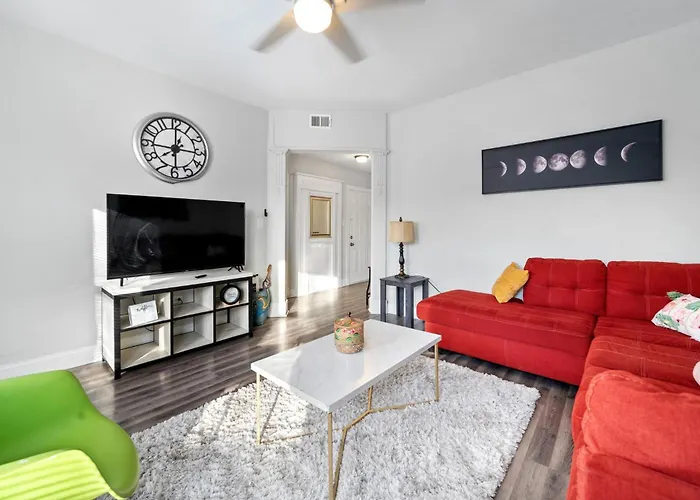 Apartment Cozy Woodlawn Retreat 2 Chicago